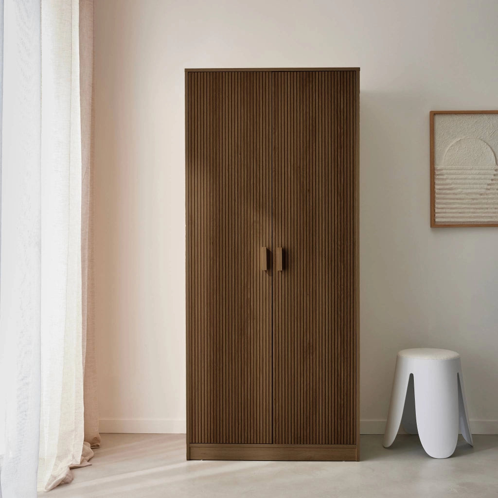Armadio in legno 1 asta appendiabiti, 2 ante, noce
