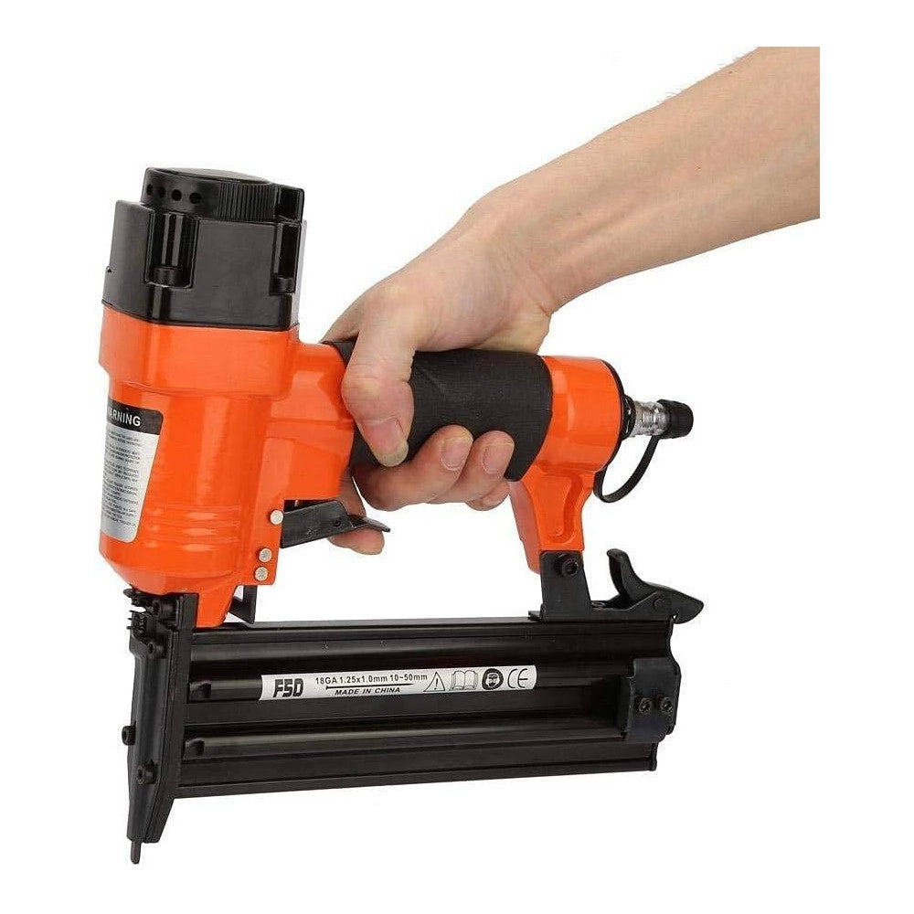 Trade Shop - Chiodatrice Graffettatrice Spillatrice Ad Aria Compressa 10-50mm Pneumatica F50 -