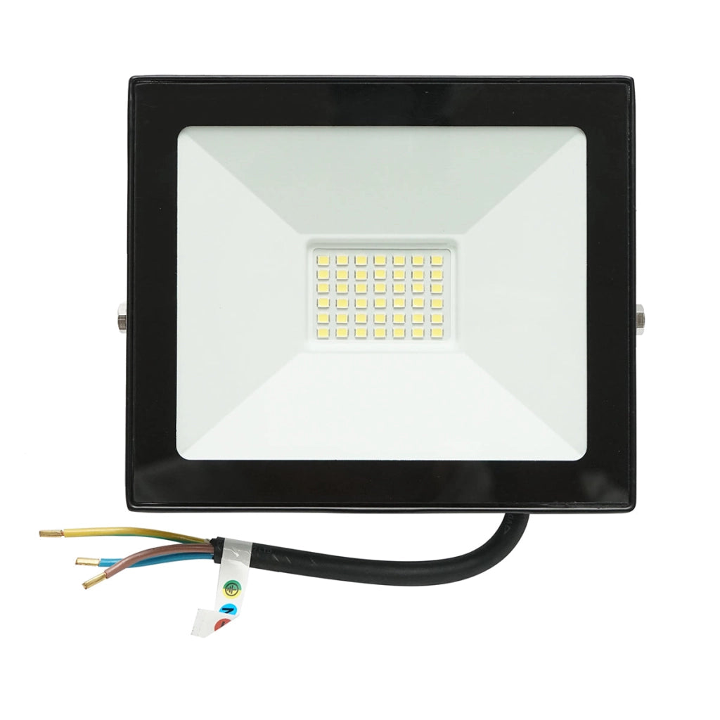 Proiettore LED da 30W, 6400K, 2700lm, alimentazione 220-240V, 140x121x26mm, IP65 Breckner Germany