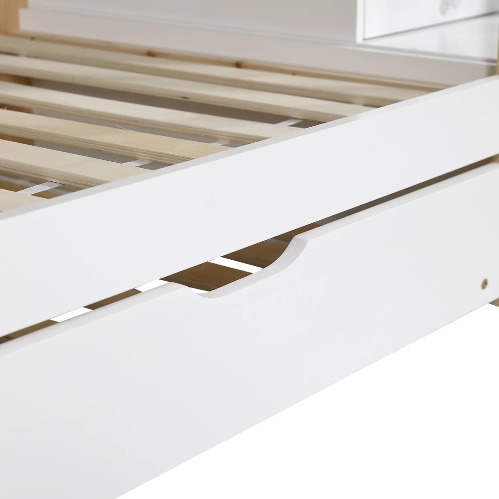 Letto a castello a casetta con letto estraibile; scala con cassetti; 90x200/90x190 cm; bianco naturale