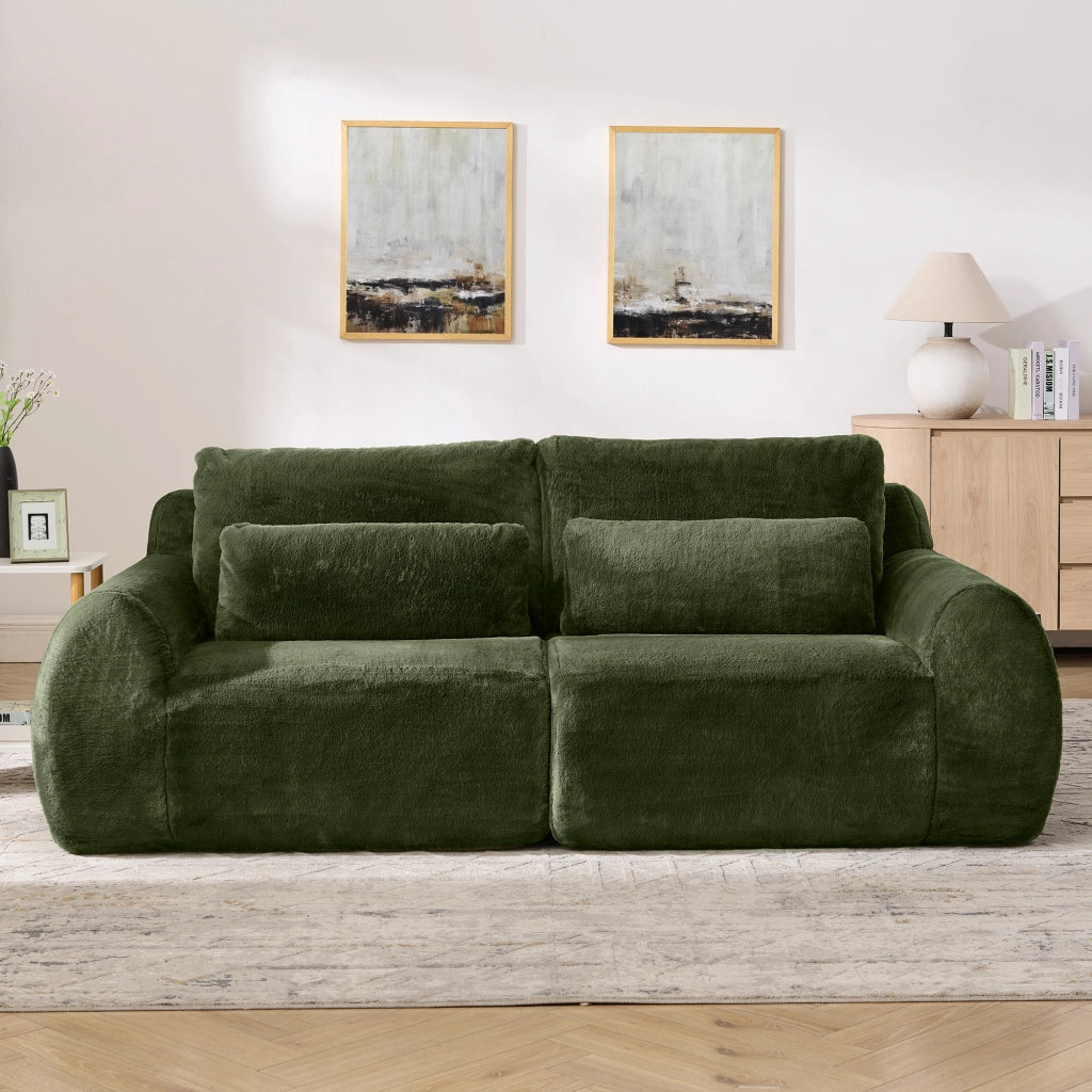 Divano a 2 posti in morbido tessuto effetto peluche con USB e tasca laterale per piccoli ambienti verde