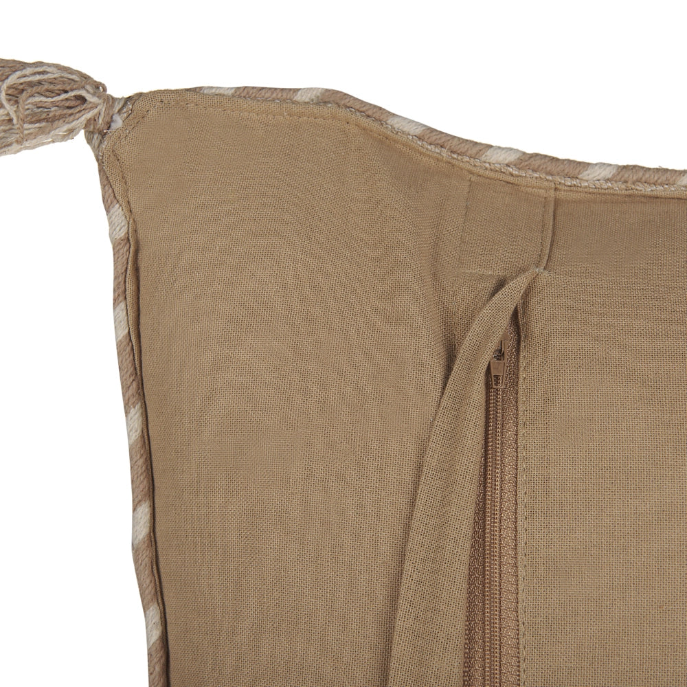 Cuscino in iuta con imbottitura sfoderabile e nappe decorative a tinta unita beige 45 x 45 cm Accessori decorativi boho