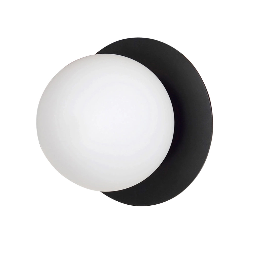 Applique 1 Luce Inari In Acciaio Nero E Sfera In Vetro Opalino
