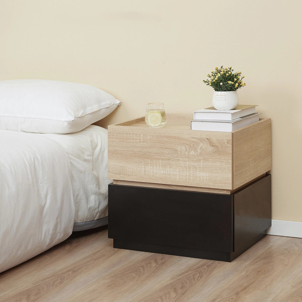 Comodino con cassetto, impilabile, comodino per camera da letto, in truciolato, nero+naturale, 50 x 40 x 47,5 cm