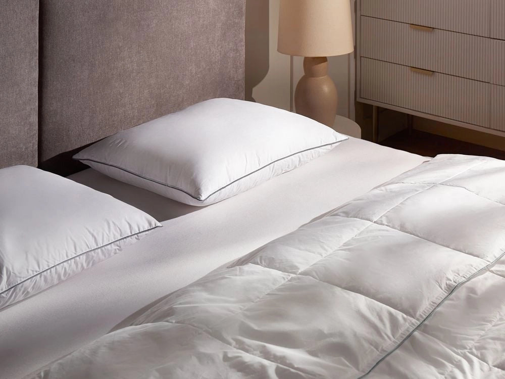 Cuscino basso a triplo scomparto Rivestimento in cotone premium Imbottitura in piuma d'oca Imbottitura in piuma Bianco 50 x 60 cm Teide
