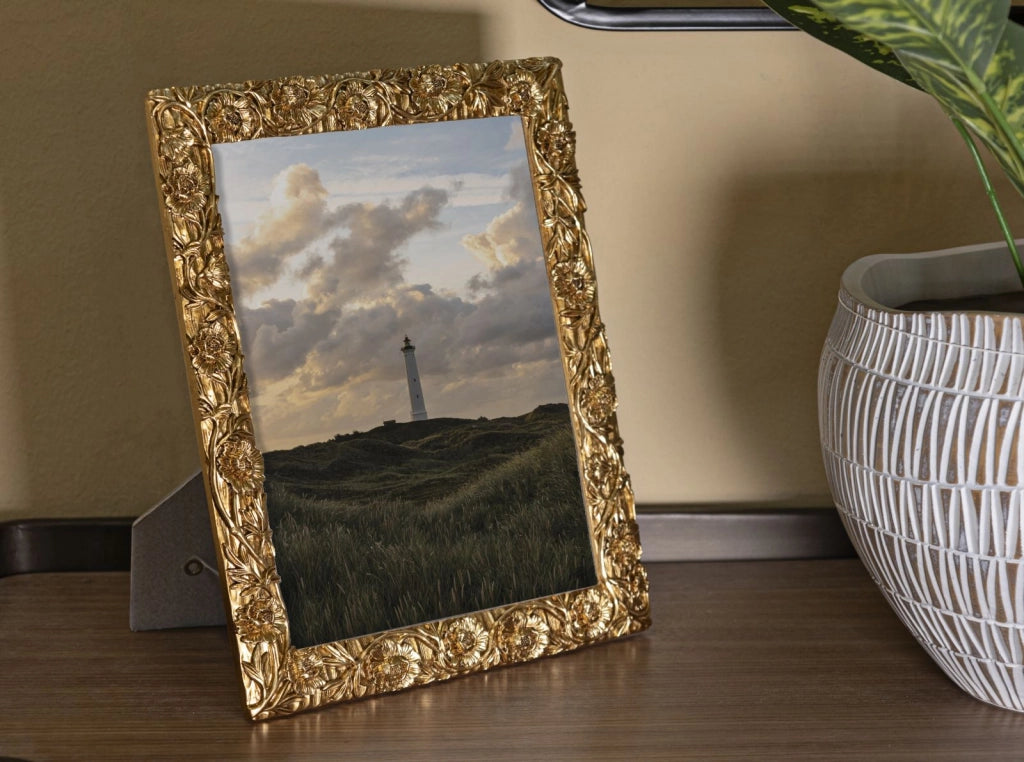 Cornice Poppy 25,3x2x30,3 cm in Resina e Vetro Oro