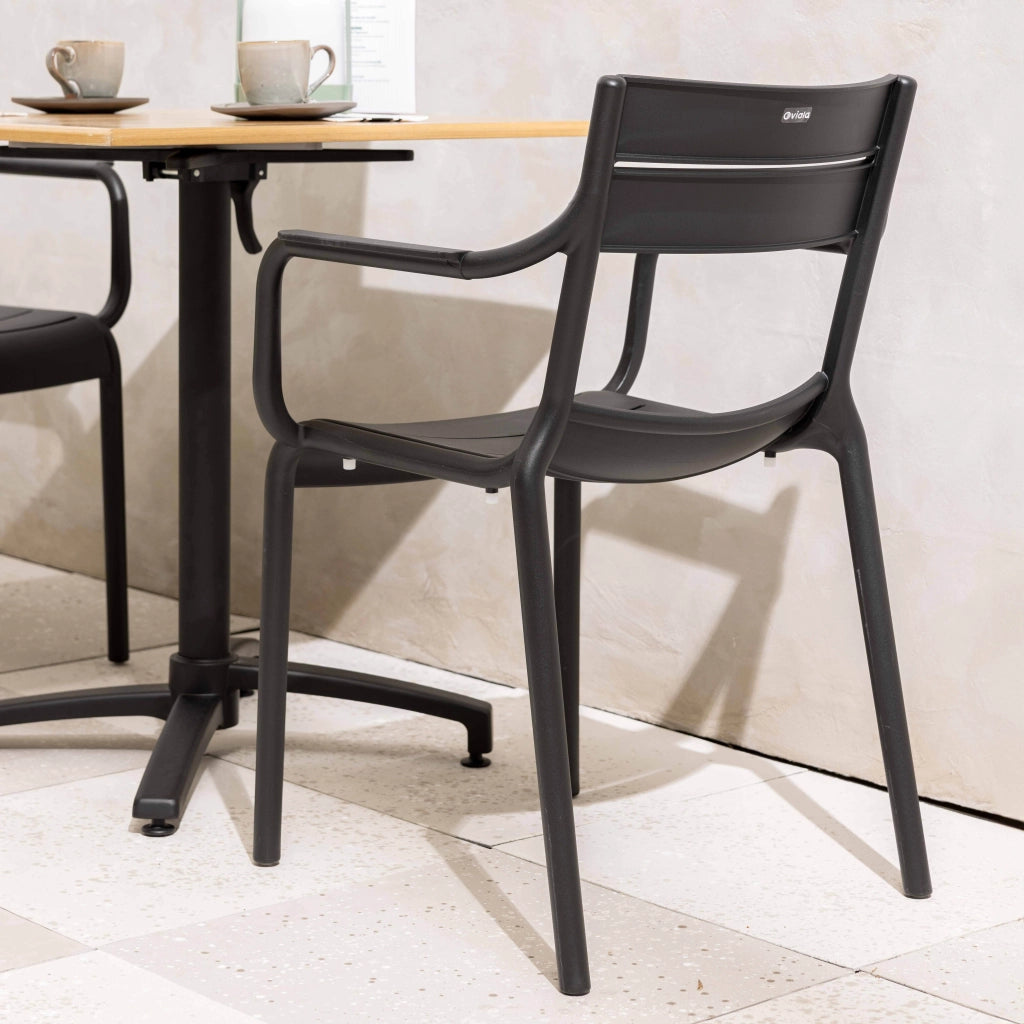 Oviala - Set di 4 poltrone da giardino in plastica nera