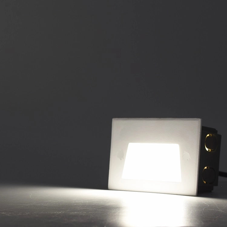 FARETTO LED SEGNAPASSO DA 5W PER INTERNI ED ESTERNI CON LUCE BIANCA NATURALE 4000K - PERFETTA PER GIARDINI SCALE E VIALI