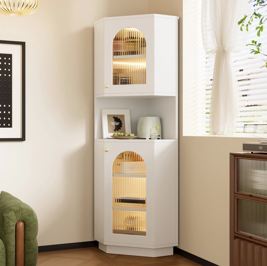 Mobile bagno angolare ULEVR bianco in MDF con luce interna, anta in vetro modellato e ripiani regolabili