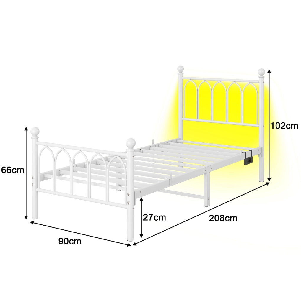 Letto in metallo 90x200 cm con LED; USB e presa; ferro bianco