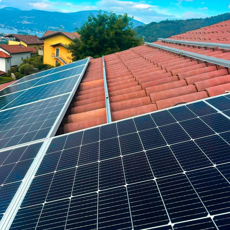 Profili in Alluminio Argento per Fissaggio Pannelli Solari Fotovoltaici Lunghezza 2m (Confezione 4 Pezzi) SKU-11538