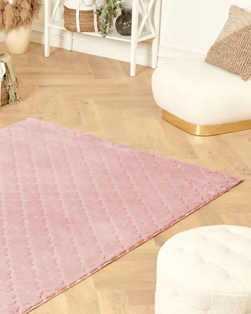 Tappeto in pelle sintetica di coniglio rosa 160 x 230 cm motivo a rete soggiorno camera da letto