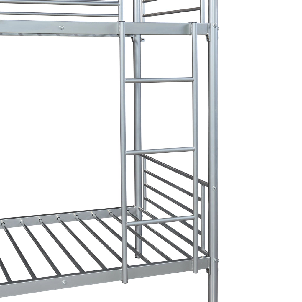 Letto a Castello Soppsar con 2 Materassi 200 x 90 cm Barriera Anticaduta e Scaletta - Argento [en.casa]