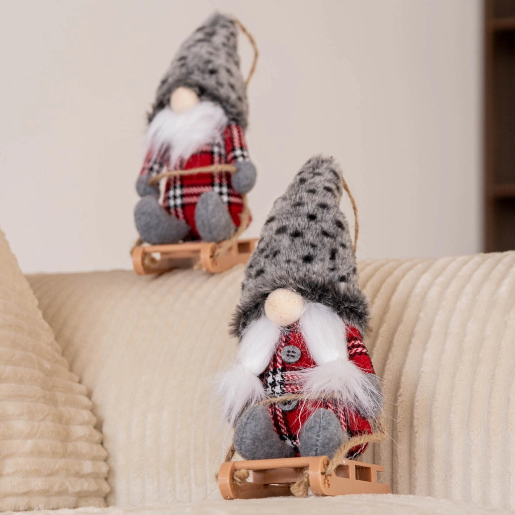Set 4 Gnomi Natalizi 22 cm con Sci e Slitta Decorazioni Natale in Feltro con Cordino per Appenderli Gnomi Rossi, Animalier e Righe  Addobbi per Casa Animalier