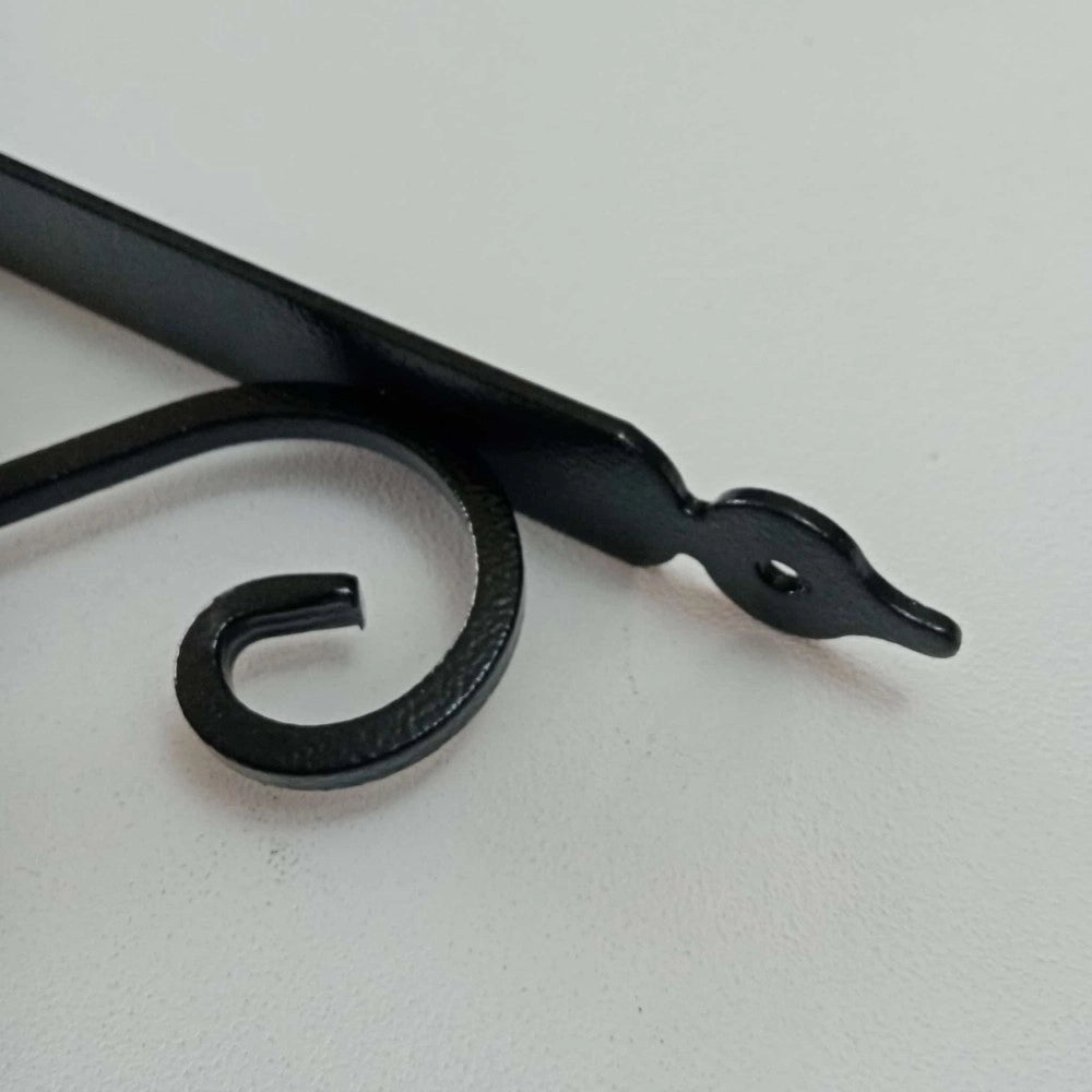 Reggimensola nera da 175x230mm staffa rustica anticata con saetta di rinforzo