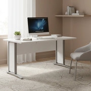 Scrivania Ascorbato, Scrittoio multiuso, Tavolo per ufficio porta PC, Piano di lavoro, 150x80 h75 cm, Bianco e Grigio