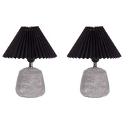 Set di 2 lampade da tavolo Base in ceramica nero Paralume sintetico plissettato Luce notturna da comodino