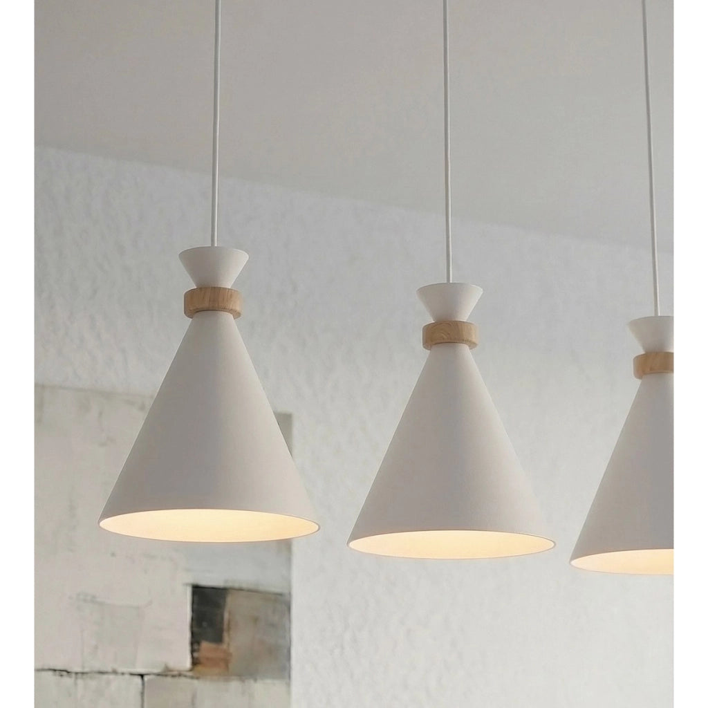 Lampada a sospensione Zero in acciaio bianco opaco e legno