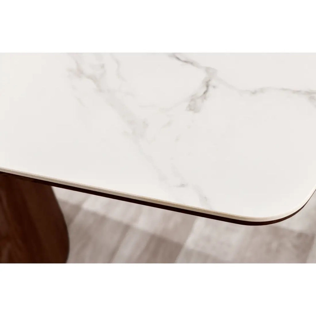 Tavolo rettangolare LUMEA – 200 cm – Piano in ceramica effetto marmo bianco e piede in legno scuro – Stile contemporaneo
