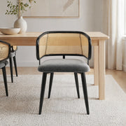 Sedia da pranzo in rattan con cuscino in velluto e gambe in ferro, schienale ergonomico, grigio