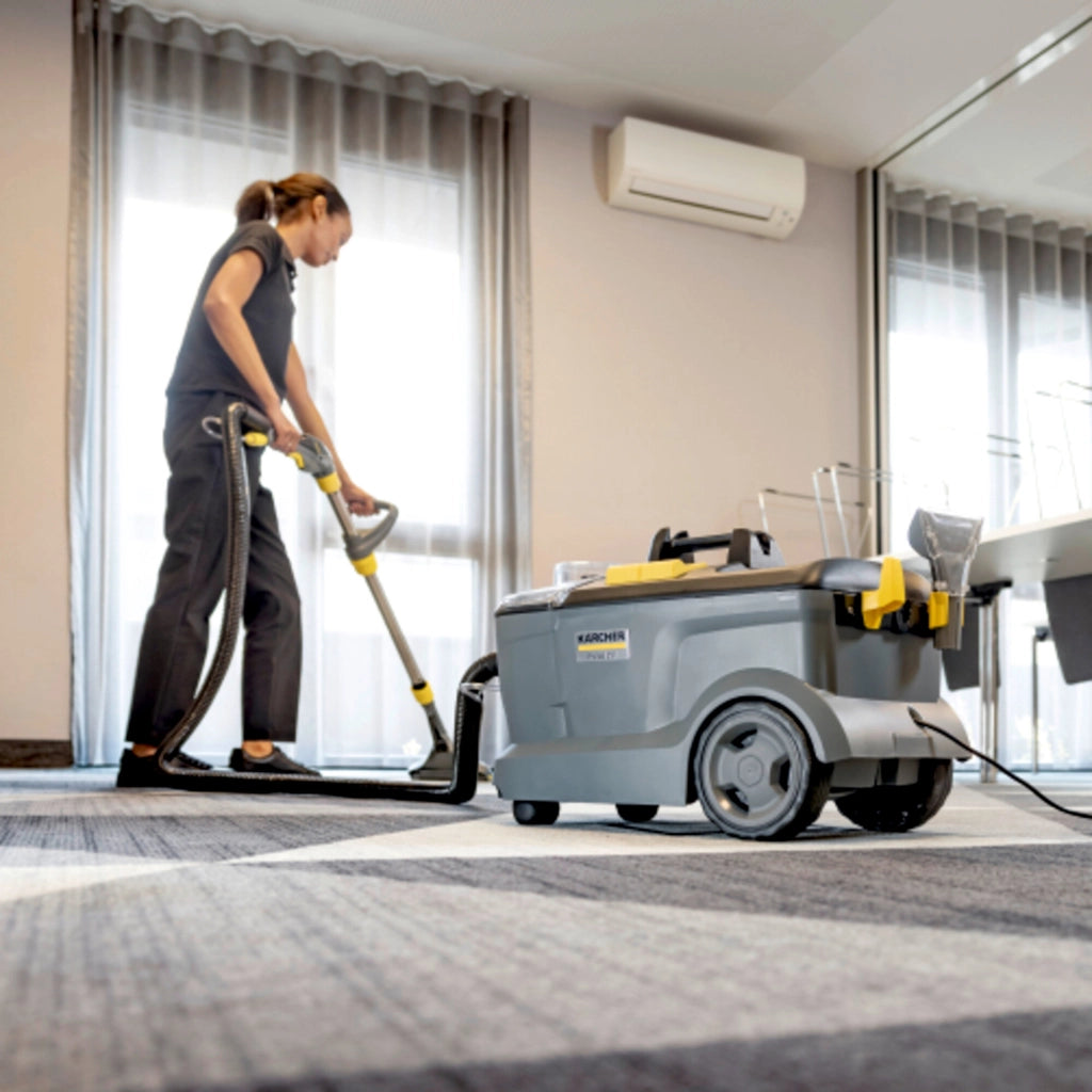 Karcher Lavatappeti e lavamoquette professionale PUZZI 10/1 Edition