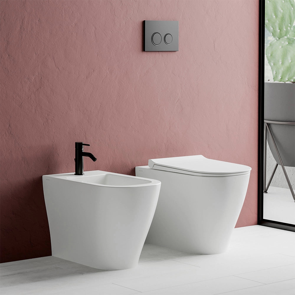Wc filomuro Rimless Mirto con scarico traslato a pavimento o a parete