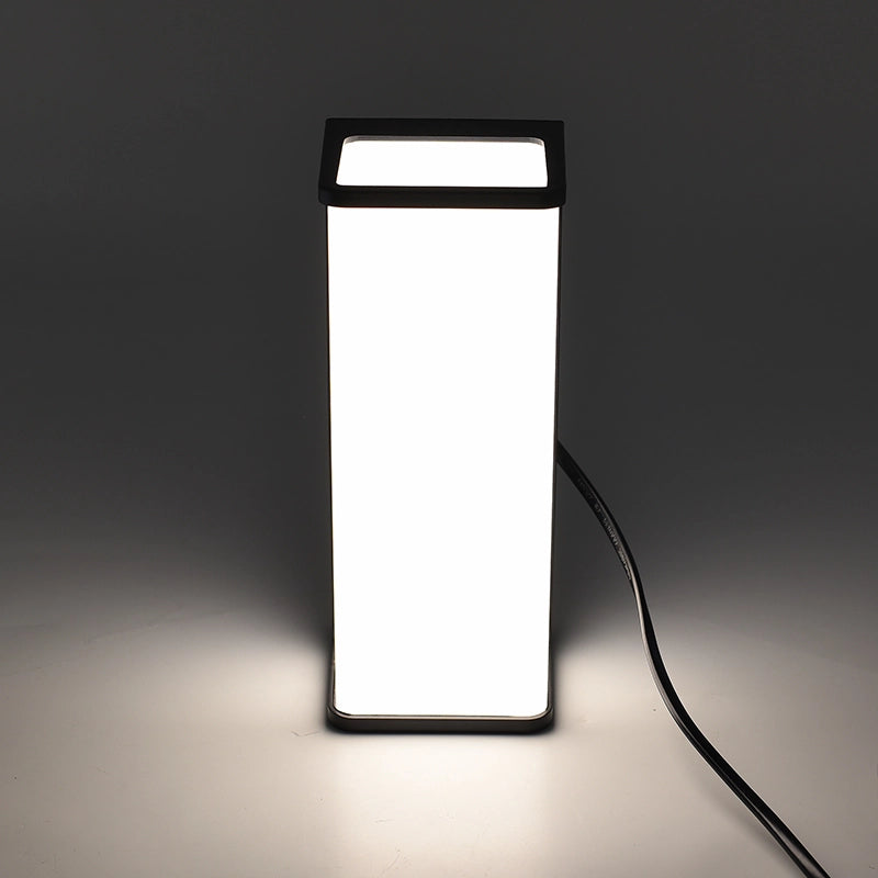 APPLIQUE DA ESTERNO A LED RETTANGOLARE DA PARETE IN PVC NERO LUCE NATURALE 4000K - ALTA EFFICIENZA E DESIGN MINIMALISTA