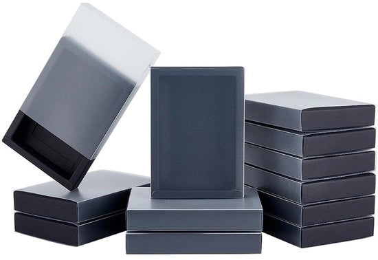 Cadeaubox 16 Stuks - Scatola Nera in Plastica - Copertura Trasparente - Scatola di Regalo per Gioielli - Dono di Nozze - Dimensioni 13,8 x 9,7 x 2,5 cm - Scatola di Regalo