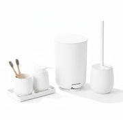 Set Accessori Bagno 6 Pezzi in ABS Completo Pattumiera con Pedale, Scopino WC, Dispenser Sapone, Porta Spazzolini, Bicchiere e Vassoio Antiscivolo Design Moderno e Resistente Bianco