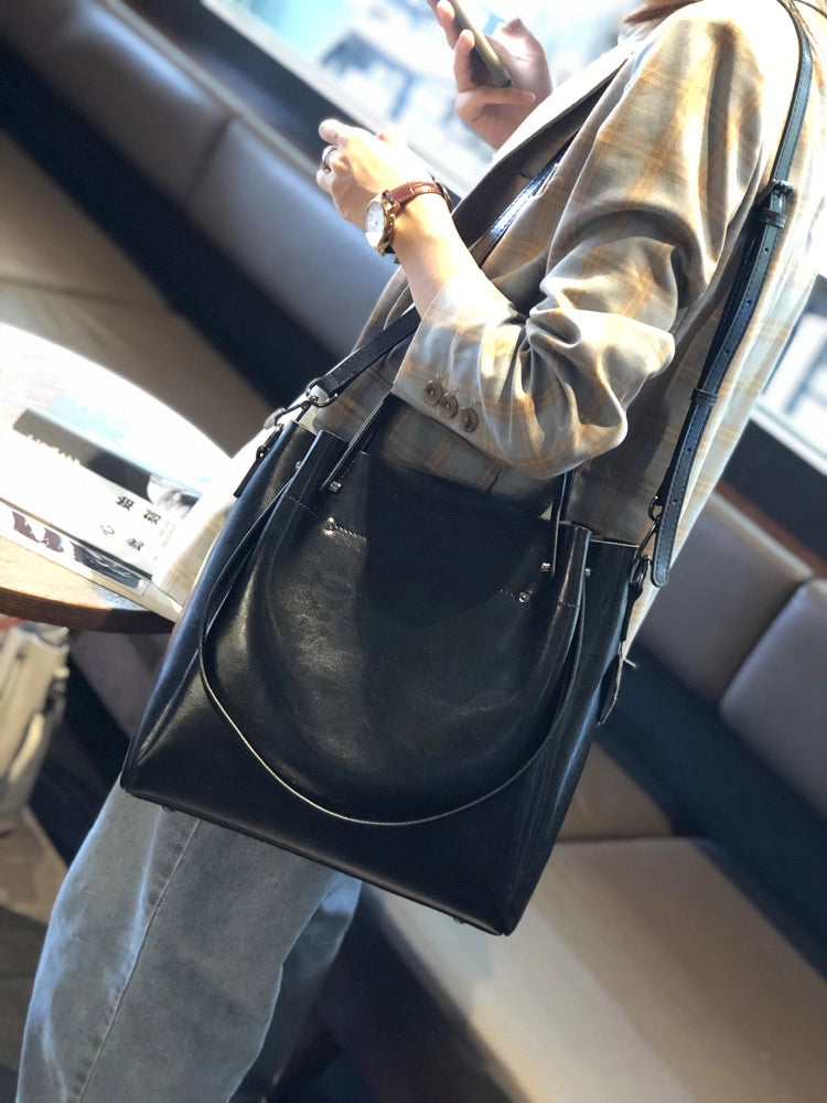 Borsa a tracolla da donna in vera pelle, stile retr¨°, nera.