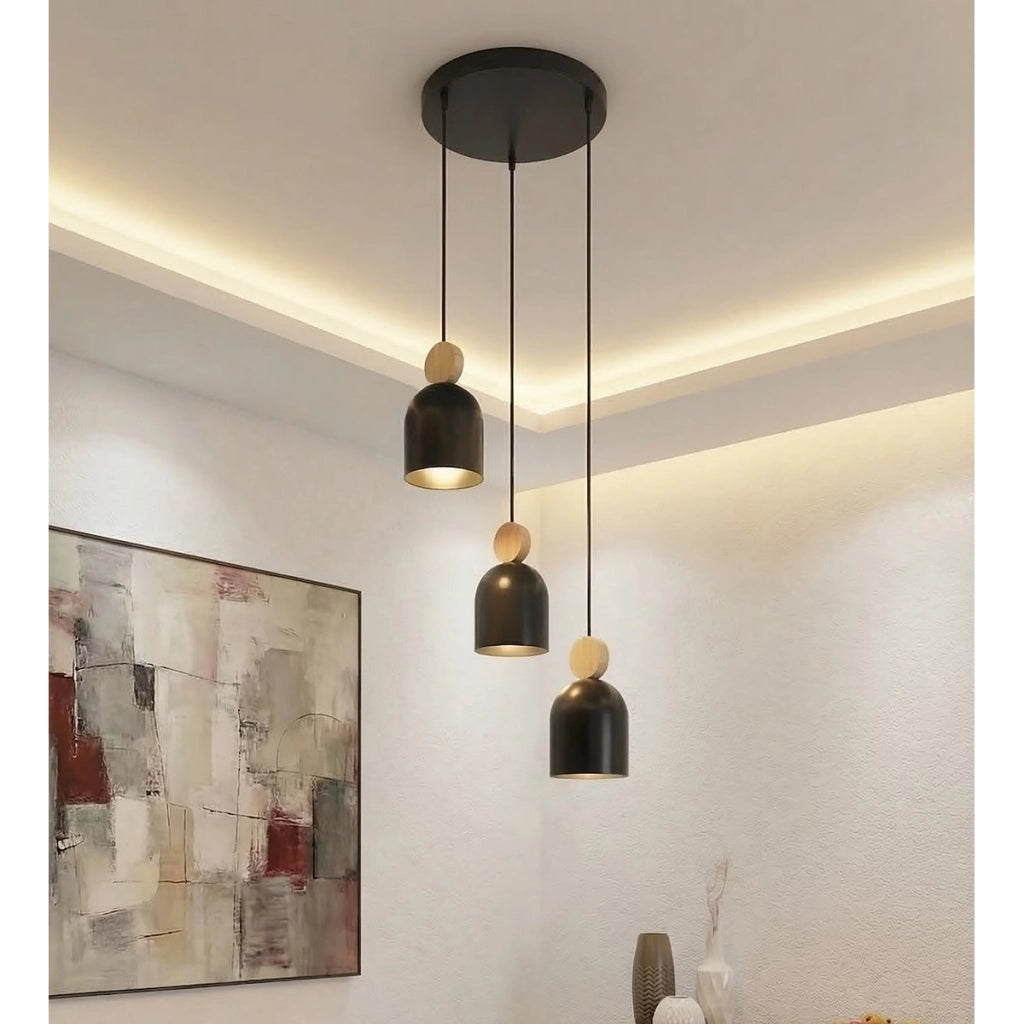 Lampada a sospensione Mesi in acciaio nero e legno naturale