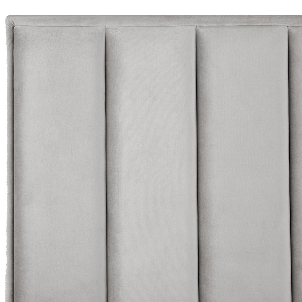 Letto in velluto grigio chiaro matrimoniale 140 x 200 cm con ottomana testata imbottita contenitore gambe in metallo Nero