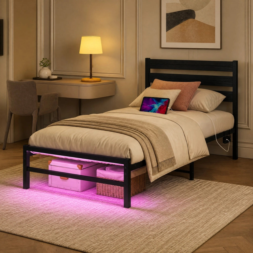 LETTO 90x200 cm in metallo nero con testiera in legno, LED RGB e USB