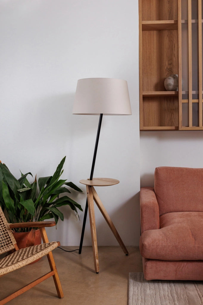 TREEWOOD, Piantana con Tavolino, Faro Barcelona