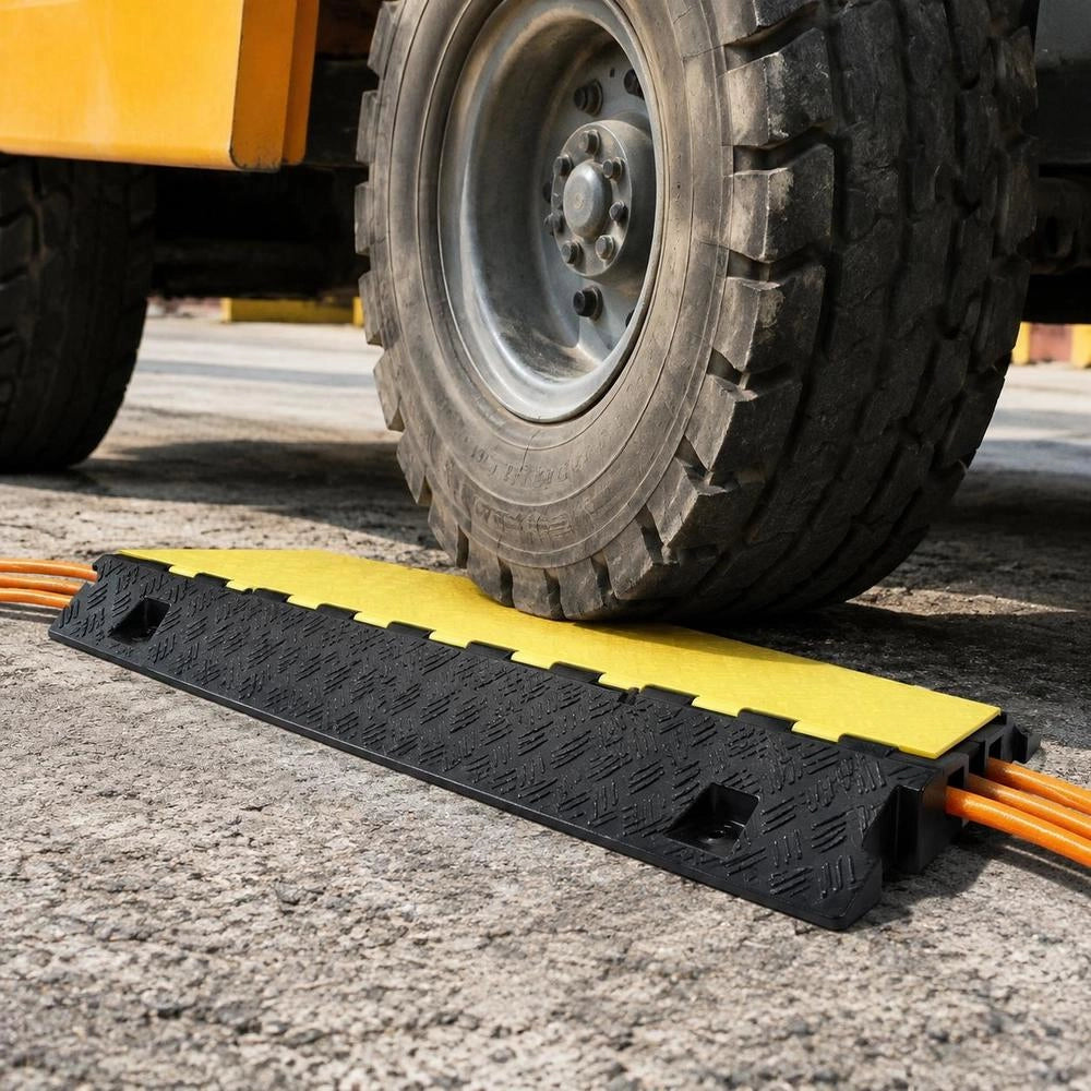 940 Mm Cable Bridge, 9979 Kg/axle Load Capacity, 2-channel (31x28 Mm) TPU Drive-over Protection, Tripping Protection, Floor Covers, For Areas With High Thresholds, Home, Office, Warehouse, 3-pack