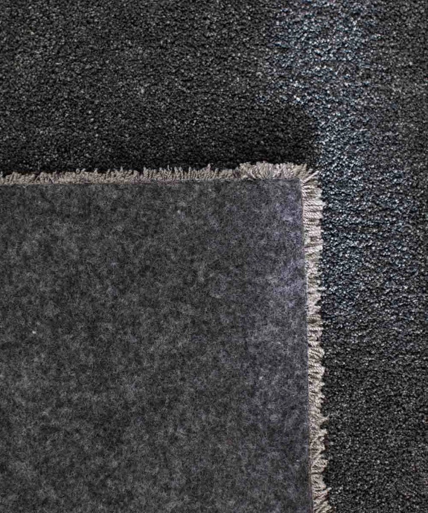Tappeto FEEL GRIGIO SCURO cm.200x290 tinta unita moderno, pelo morbido resistente e lavabile in lavatrice