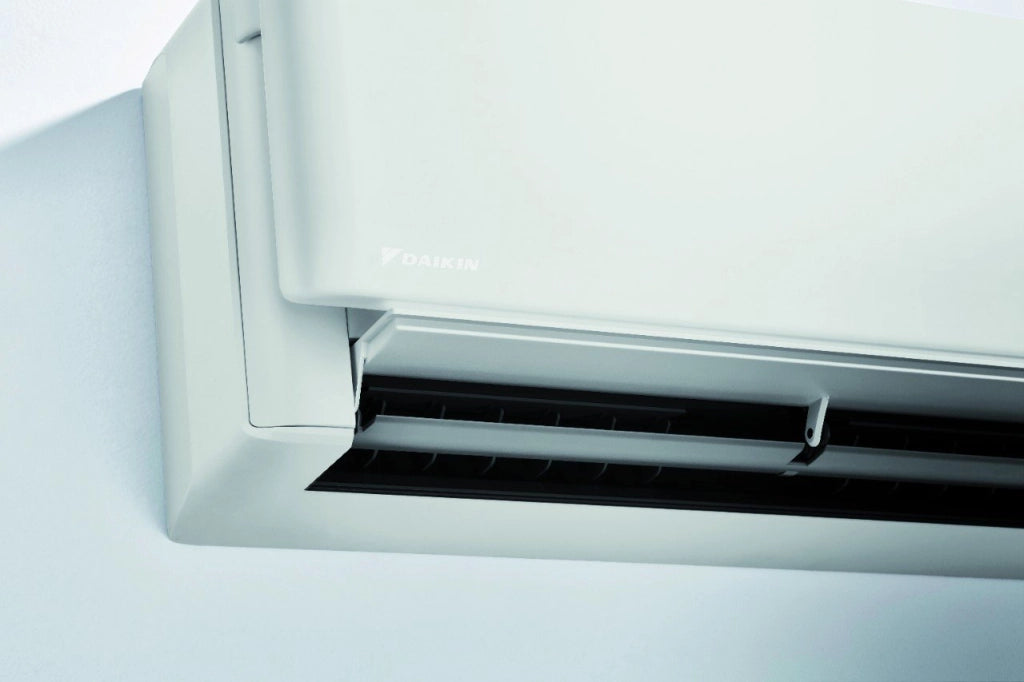 Climatizzatore Condizionatore Daikin Bluevolution Quadri Split Inverter serie STYLISH WHITE 5+5+7+15 con 4MXM80N R-32 Wi-Fi Integrato 5000+5000+7000+15000 Colore Bianco - Garanzia Italiana