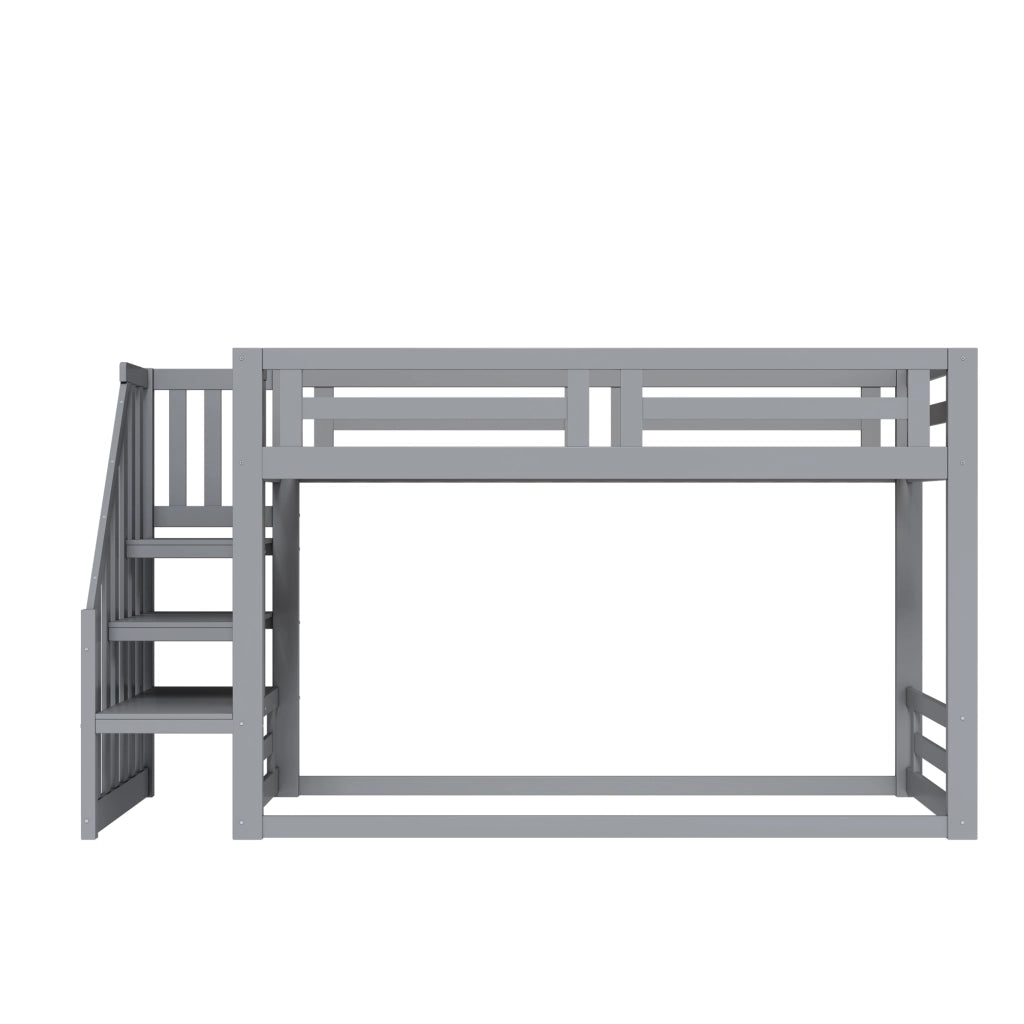 Letto a castello basso per bambini 90×200 cm con scala e ripiani; senza materasso; legno; grigio
