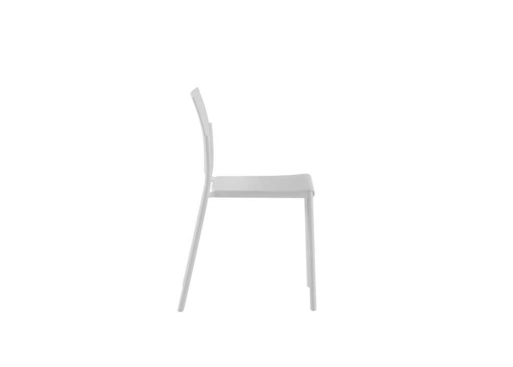 Sedia Venus di Design Moderno in Polipropilene Bianco con Struttura in Metallo, Impilabile e Resistente per Interni - Om/405/BI