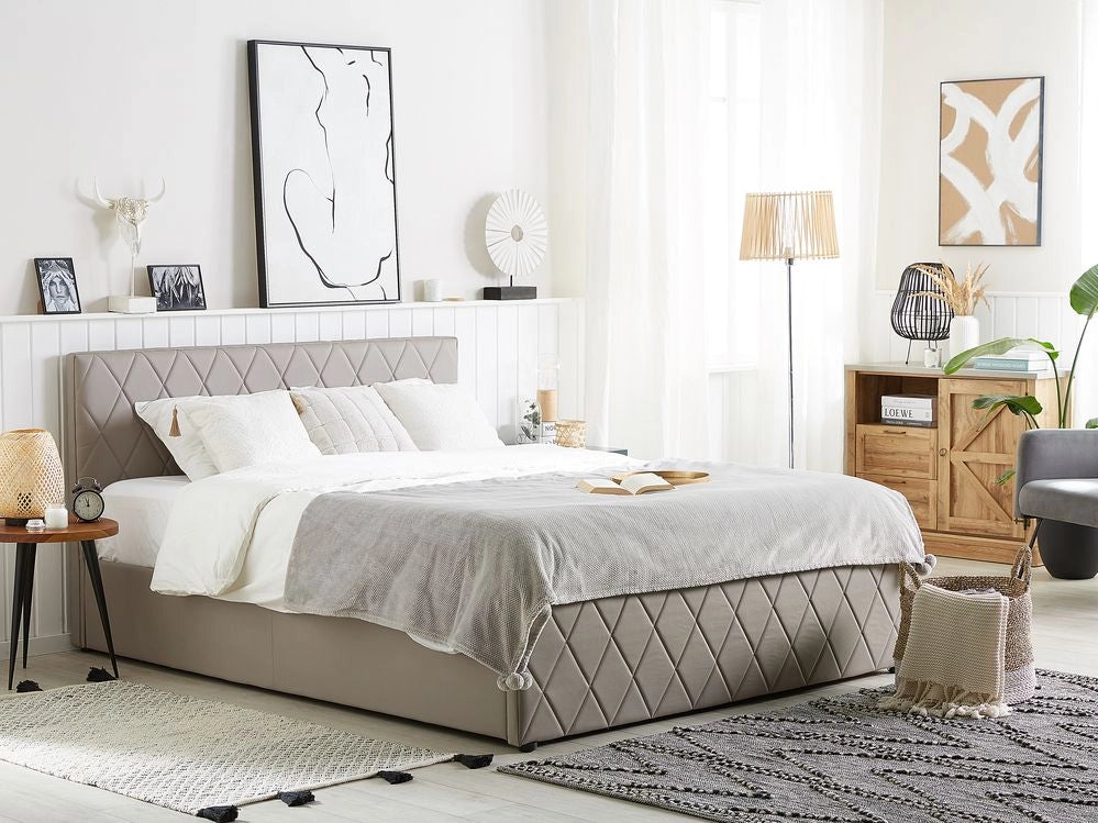 Letto contenitore Tappezzeria in pelle sintetica color talpa 180 x 200 cm con base a doghe Testiera trapuntata a diamante