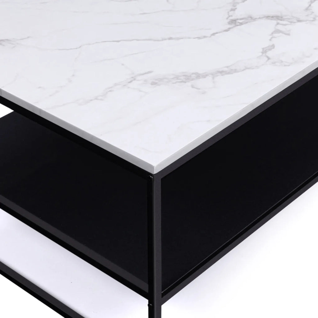 IDMarket - Tavolino con doppio piano, effetto marmo e legno nero, base in metallo ALASKA