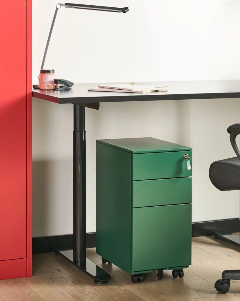 Mobiletto Portaoggetti in Metallo rosso con 3 Cassetti con serratura a chiave e ruote industriali moderno Home Office Garage
