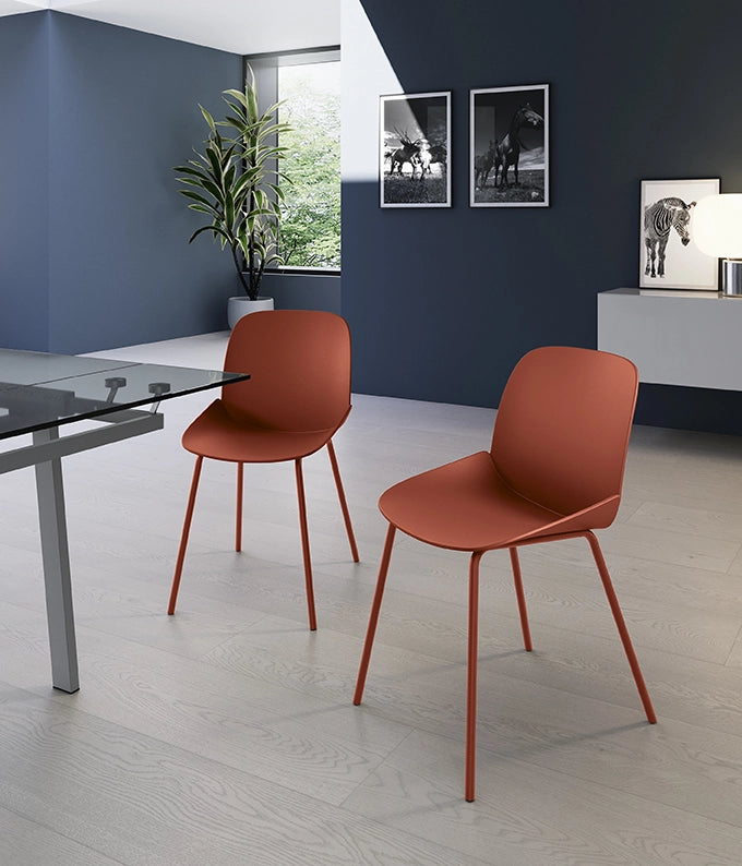 Sedia Eva Design Moderno in Polipropilene Ruggine con Gambe in Metallo - Struttura Robusta per Interni ed Esterni - Alta Qualità