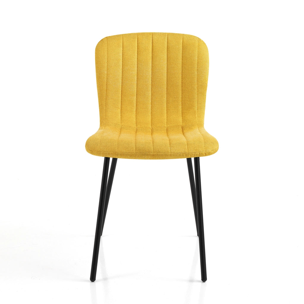 Sedia KARYA YELLOW in velluto giallo con gambe nere in metallo