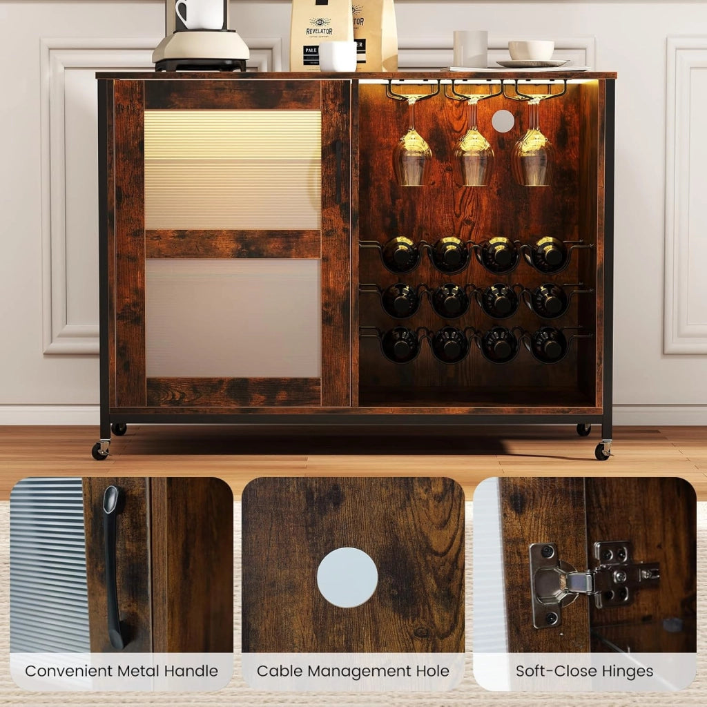 Armadietto per vino con illuminazione, armadio da bar con ruote, armadietto per vino e porta vetro, cucina con ripiani regolabili, credenza industriale