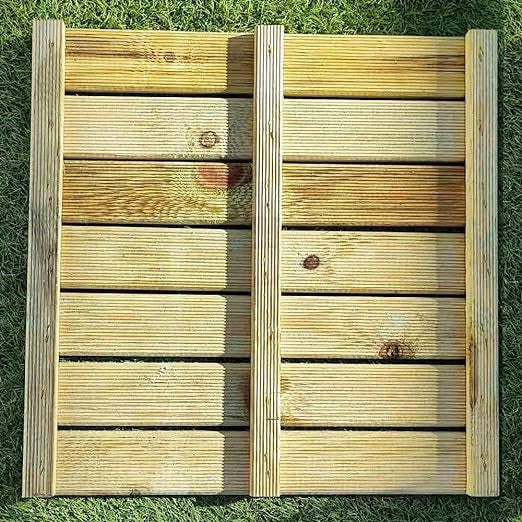 PAVIMENTO IN LEGNO 50x50