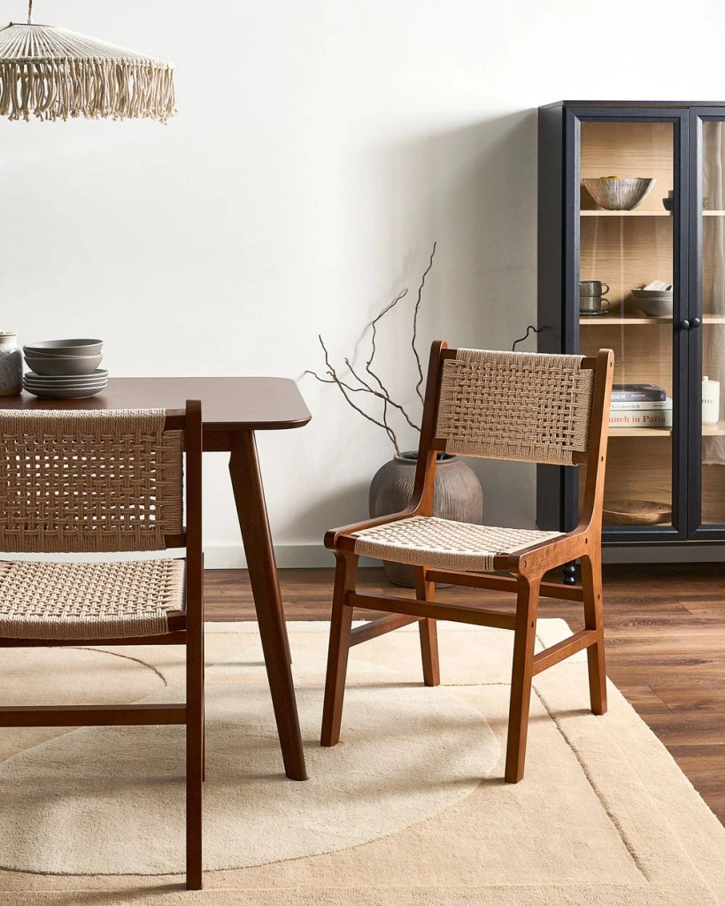 Set di 2 sedie da pranzo marrone e beige Struttura in legno di gomma beige Seduta e schienale in corda di carta Sala da pranzo Boho