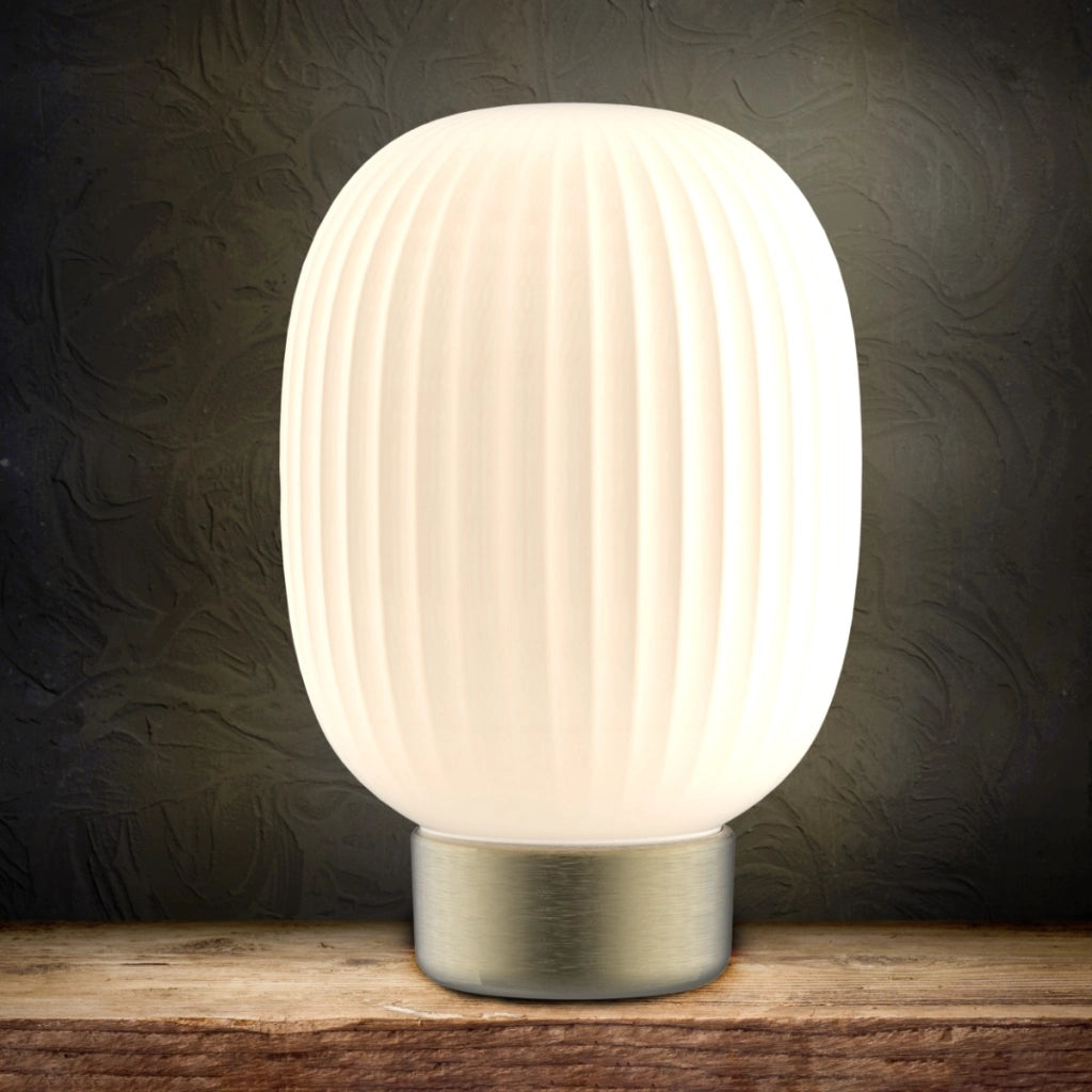 Lampada da tavolo LED 1,8W vetro bianco oro USB-C Polux
