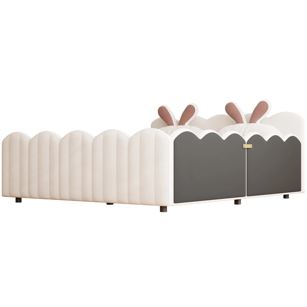 Letto imbottito beige 140x200 con cuscino a forma di coniglio e sponde