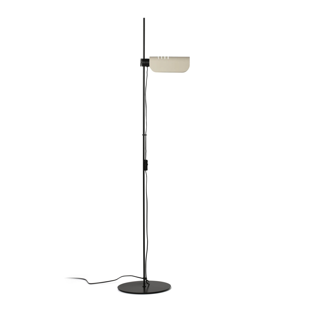 MARTINICA, Piantana, Faro Barcelona Colore: Beige